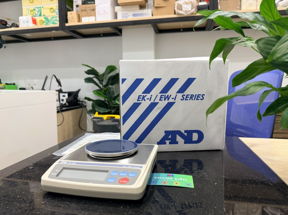 Cân điện tử 300gam EK-300i Cân điện tử 300gam EK-300i